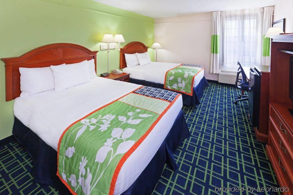 La Quinta Inn & Suites ทัลซา ภายนอก รูปภาพ